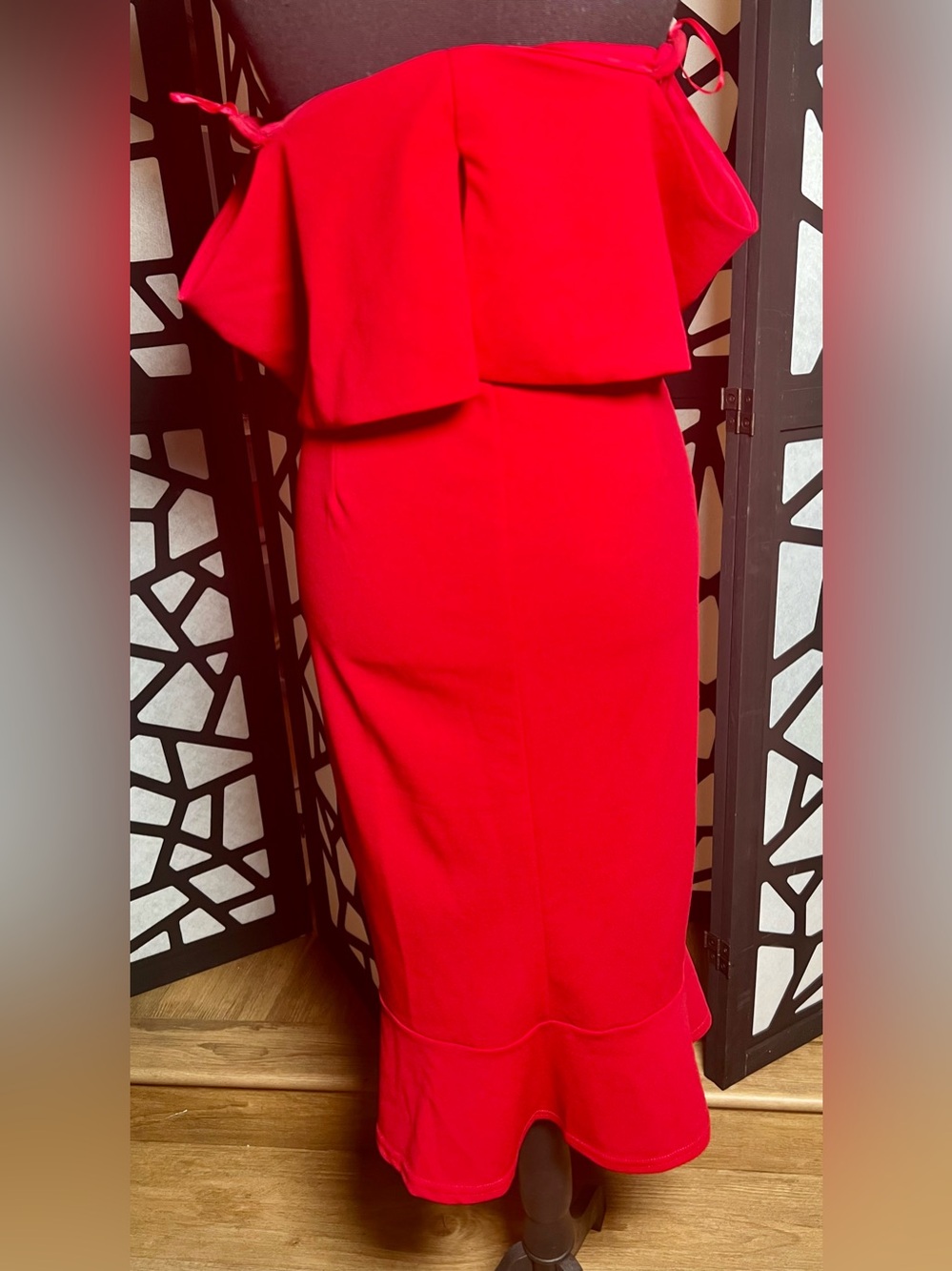 Quiz Off-Shoulder Red Midi Flare Dress size 12 EUC - Picture 5 of 7